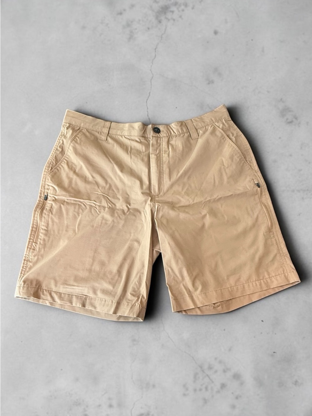 Orvis Men's Khaki Tan Casual Tech Shorts 36
